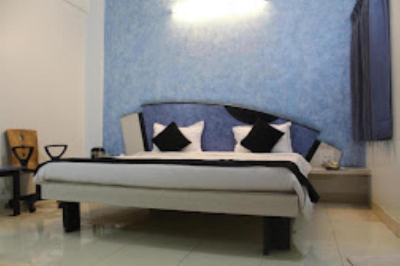 Hotel Cool Palace, Nashik Eksteriør billede