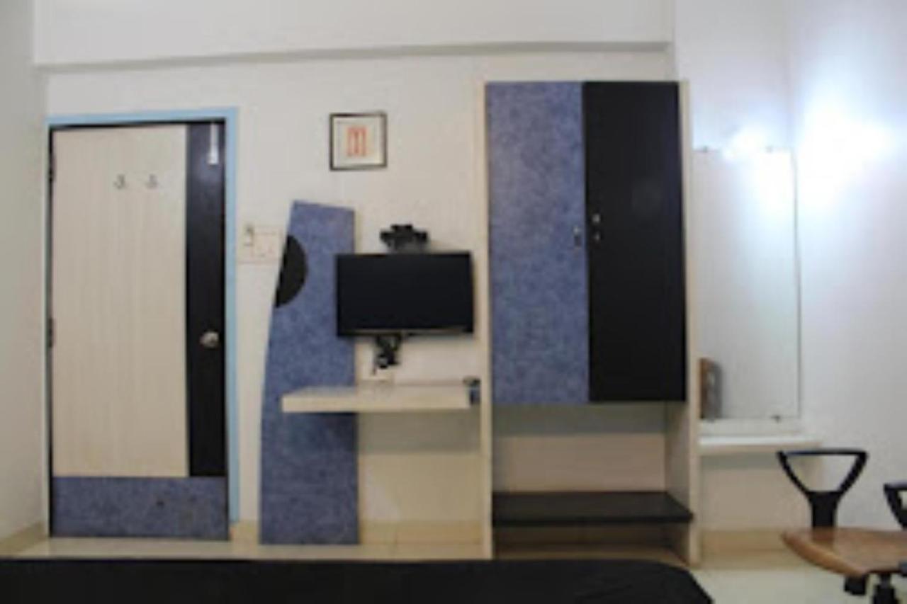 Hotel Cool Palace, Nashik Eksteriør billede